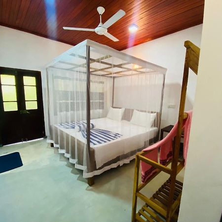 Drongo Place Dikwella Bagian luar foto
