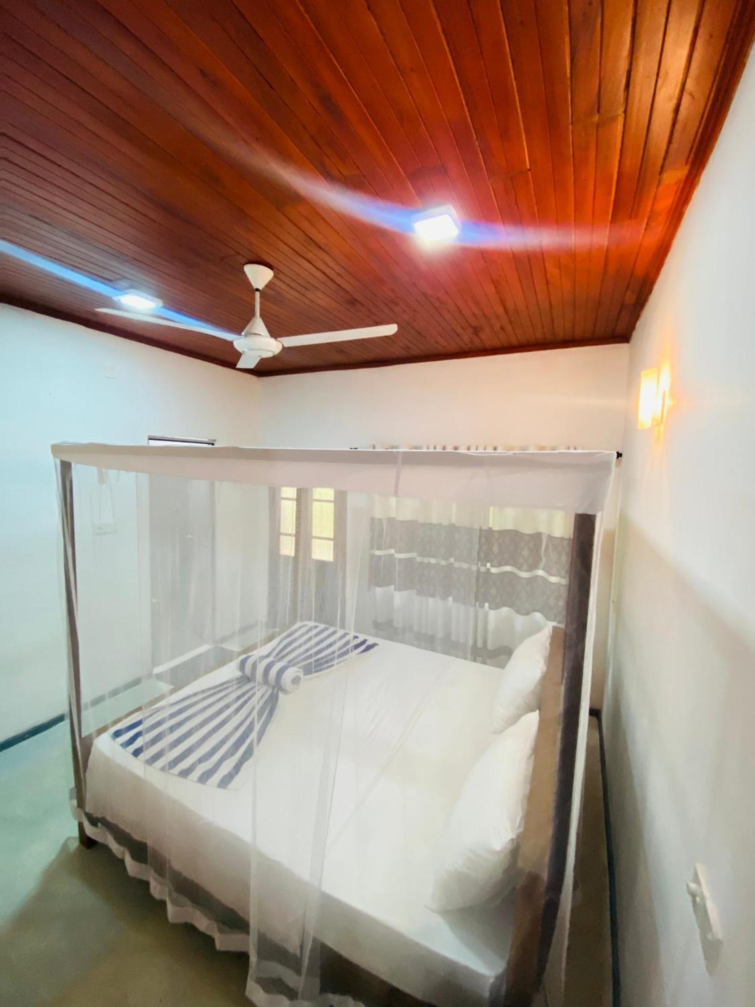 Drongo Place Dikwella Ruang foto
