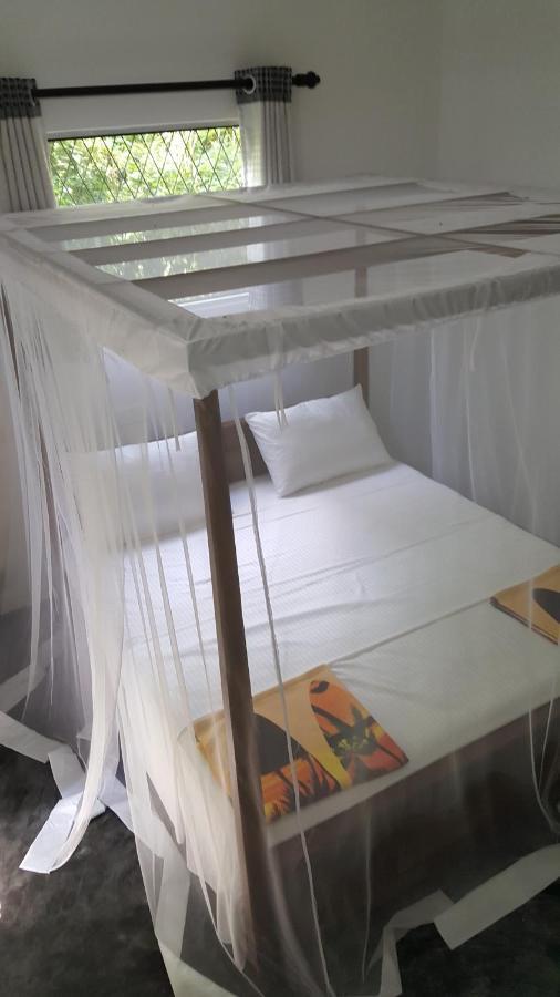 Drongo Place Dikwella Bagian luar foto